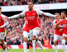 2026世界杯竞猜-英超第一后卫竟是他！力压范戴克萨利巴，阿森纳双星霸榜